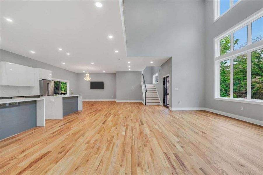 Spacious, unfurnished interior of a new home in , Atlanta (Image 64).