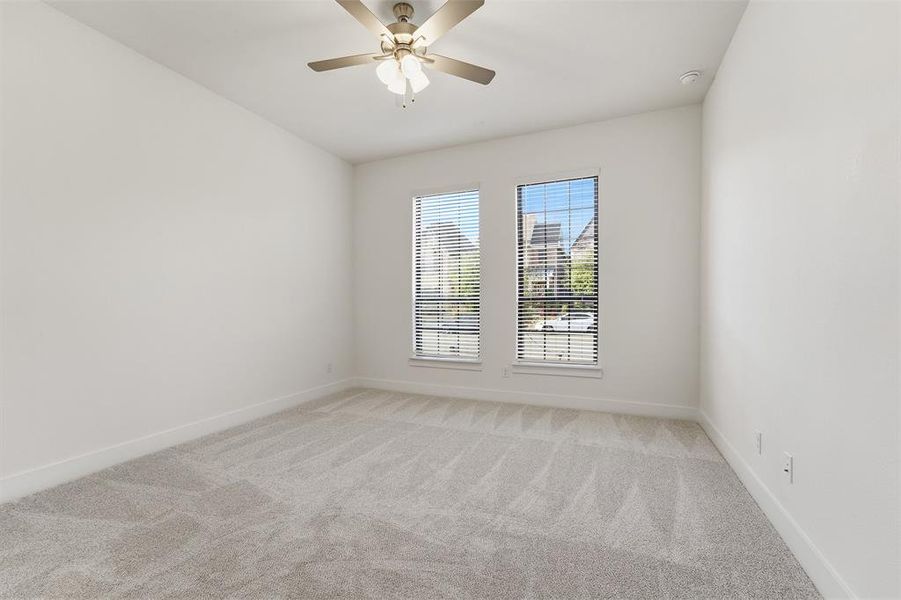 Spacious, unfurnished interior of a new home in Craig Ranch, McKinney (Image 23).