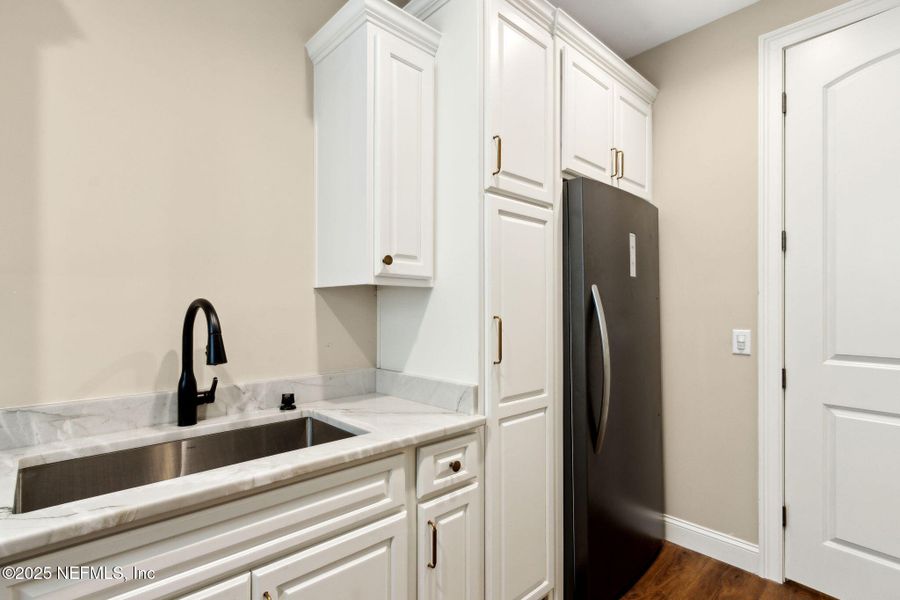 Furnished interior view inside a new home in , Hilliard (Image 13).