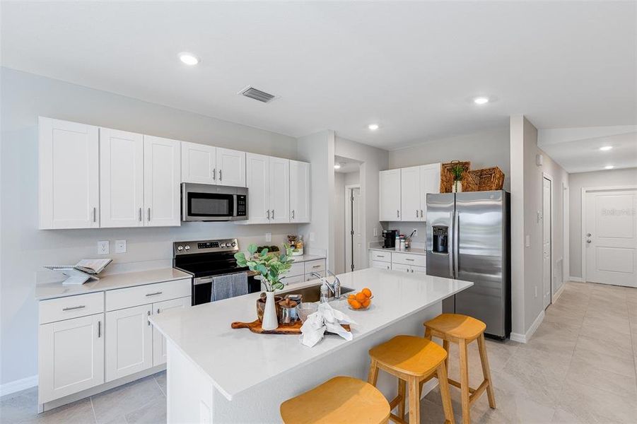 Furnished interior view inside a new home in Lennar at Turnleaf, Punta Gorda (Image 20).