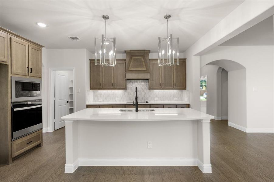 4445 Verbena- Kitchen-2