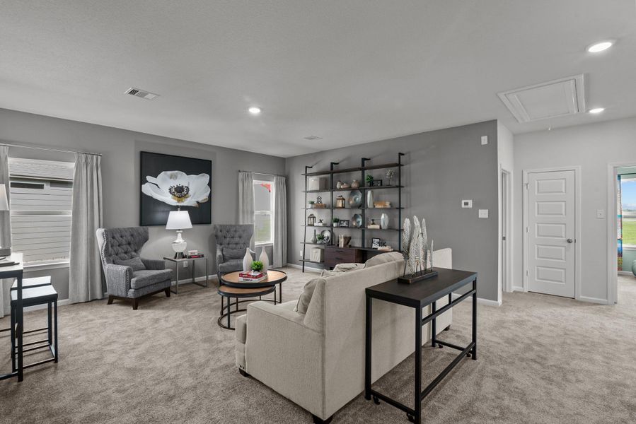 Photos shown are of a staged model home and are for illustration purposes only. Actual home features, finishes, and layout may vary.