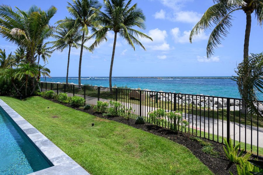 Pool Water View