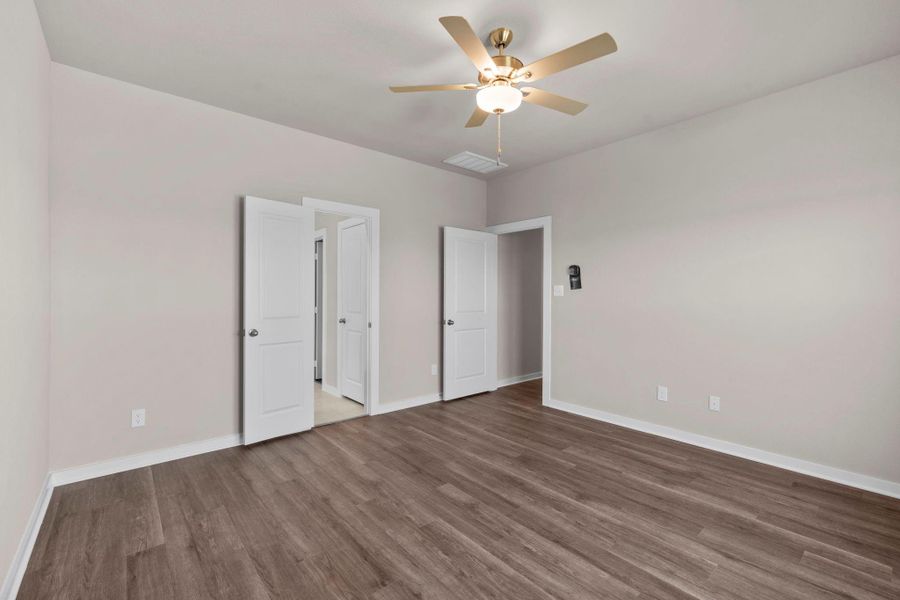 Spacious, unfurnished interior of a new home in Cypress Green, Hockley (Image 31).