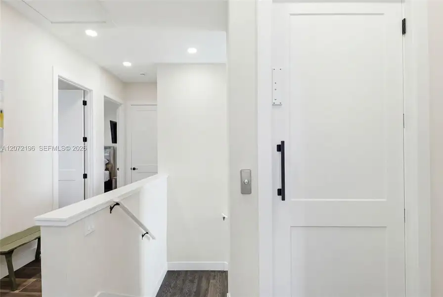 Furnished interior view inside a new home in , Melbourne Beach (Image 45).