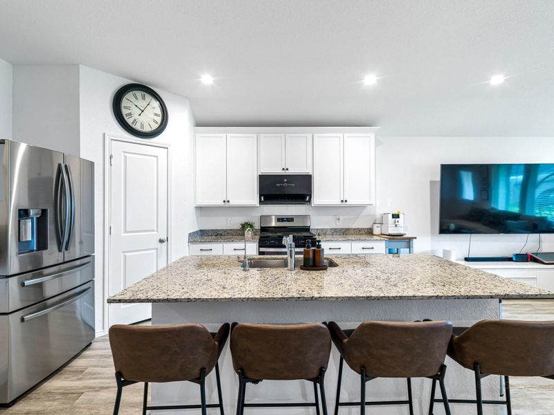 Furnished interior view inside a new home in Tamarron, Fulshear (Image 15).