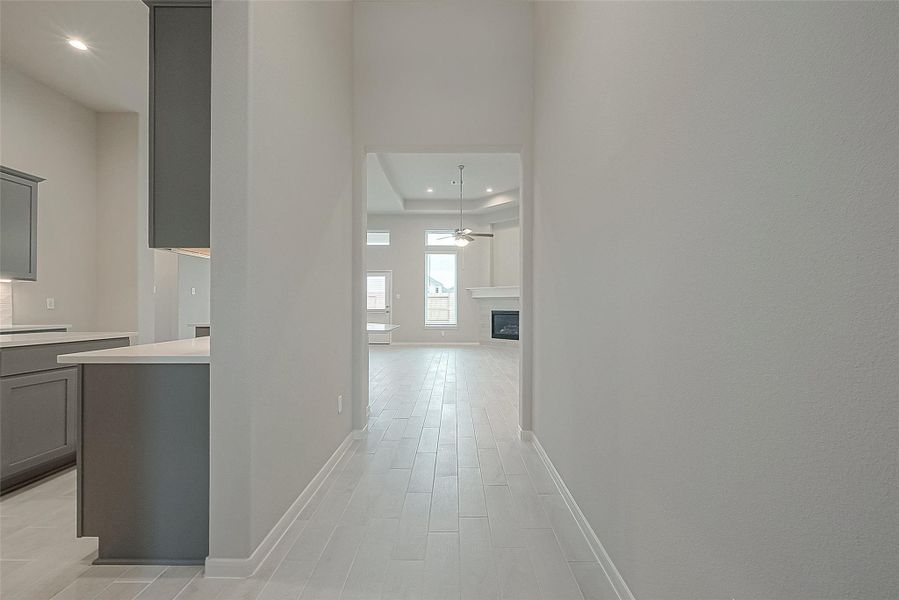 Spacious, unfurnished interior of a new home in River Ranch, Dayton (Image 10).