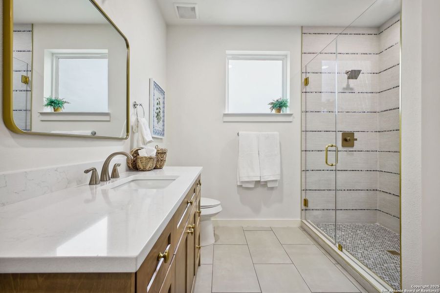 Furnished interior view inside a new home in , San Antonio (Image 44).
