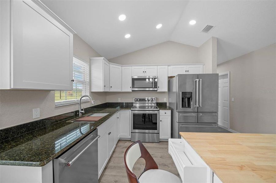 Furnished interior view inside a new home in , Citra (Image 5).