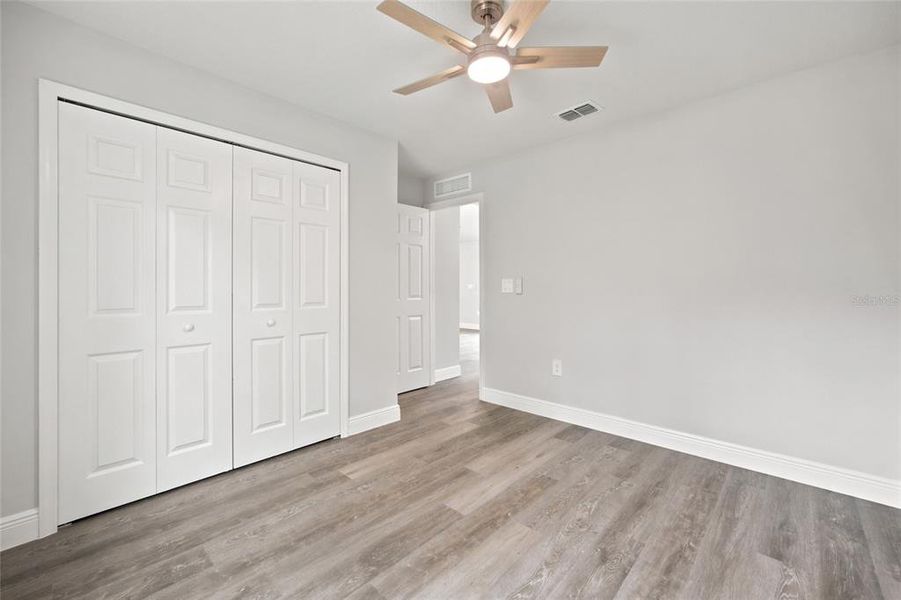 Spacious, unfurnished interior of a new home in , Ocala (Image 25).