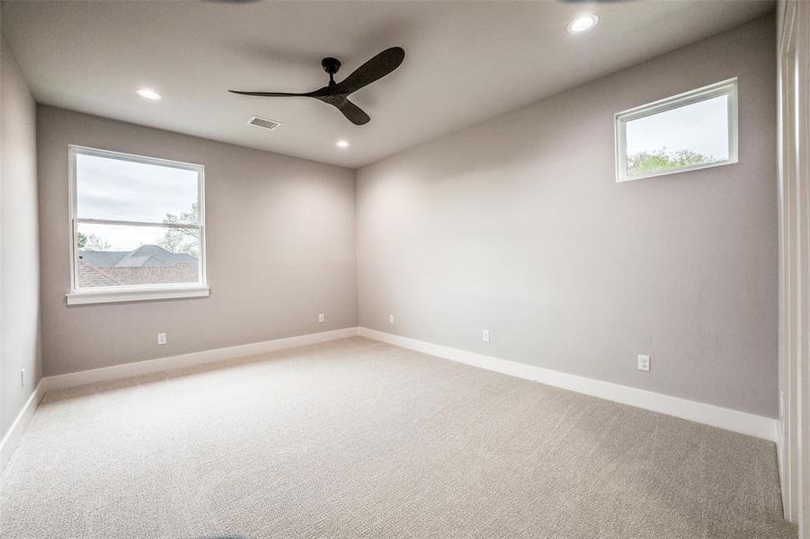 Spacious, unfurnished interior of a new home in , Tyler (Image 36).