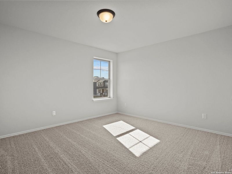 Spacious, unfurnished interior of a new home in Hannah Heights, Seguin (Image 36).