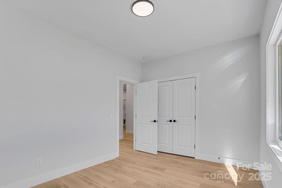 Spacious, unfurnished interior of a new home in , Lincolnton (Image 22).