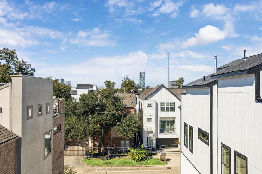 Image 20 of a home in . Image 20 of a home in .