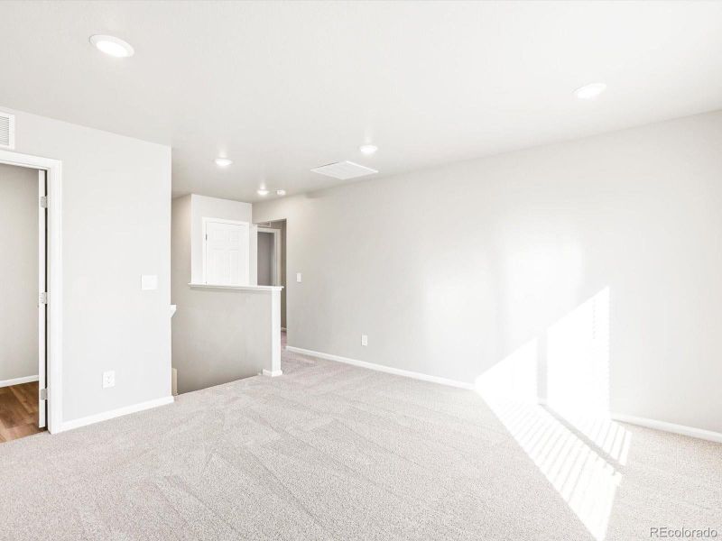 Spacious, unfurnished interior of a new home in Revere at Johnstown, Johnstown (Image 21).