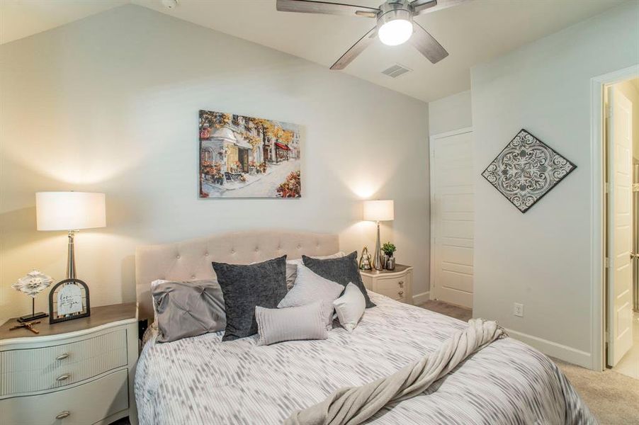 Furnished interior view inside a new home in Bridgewater 60', Midlothian (Image 5).