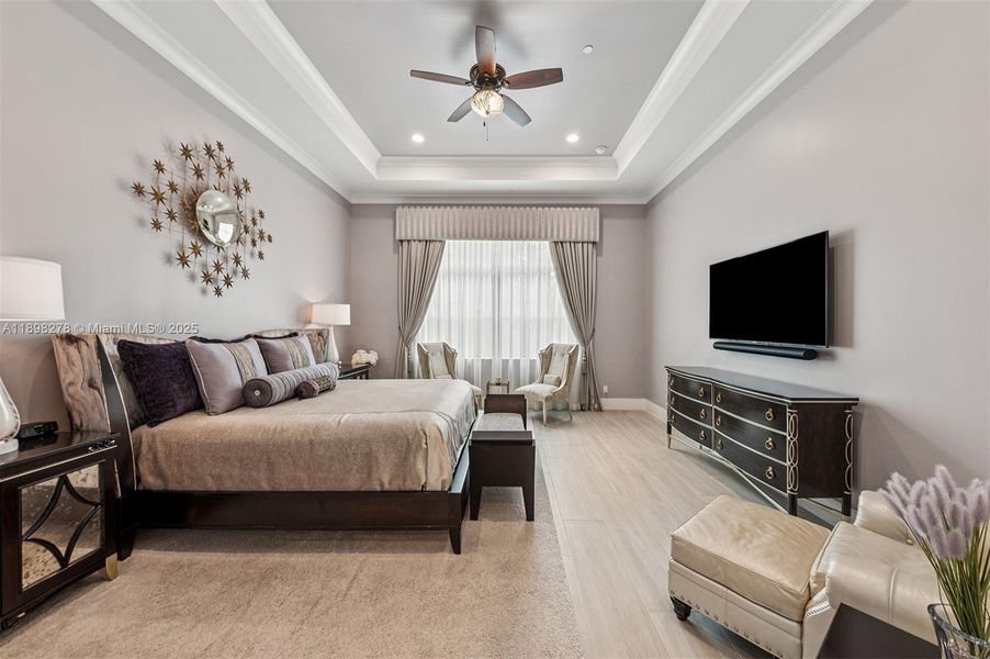 Furnished interior view inside a new home in , Palm Beach Gardens (Image 23).