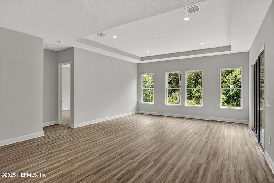 Spacious, unfurnished interior of a new home in , St. Augustine (Image 19).