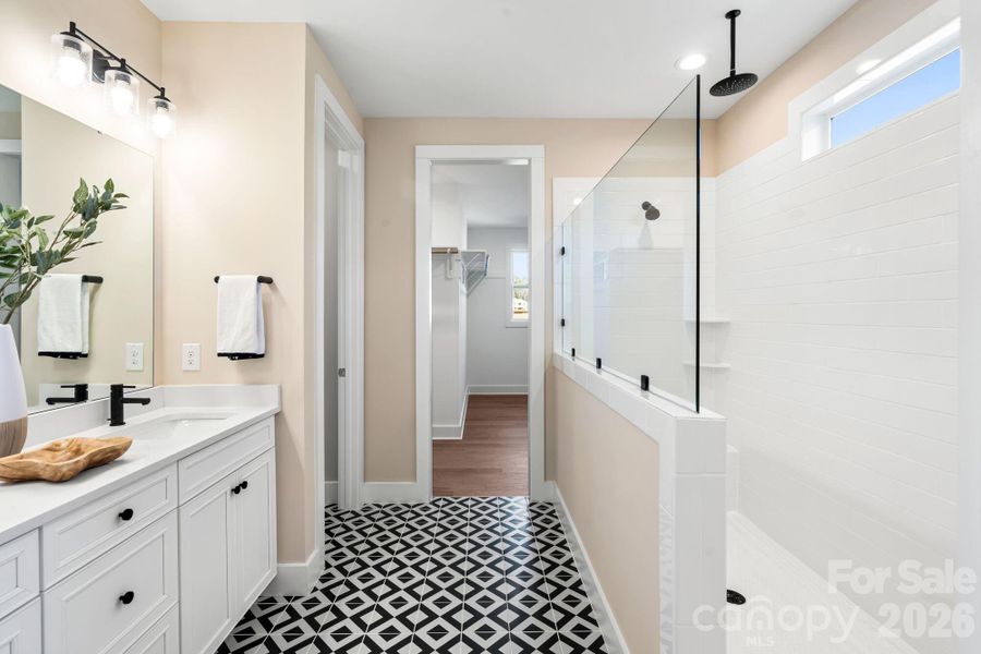 Digital Image Similar