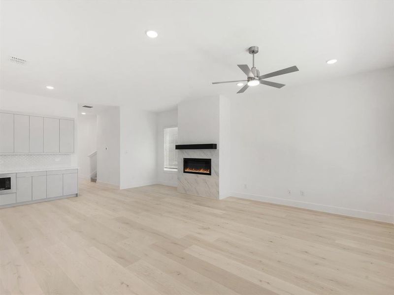 Image 34 of a home in Royal Court. Image 34 of a home in Royal Court.