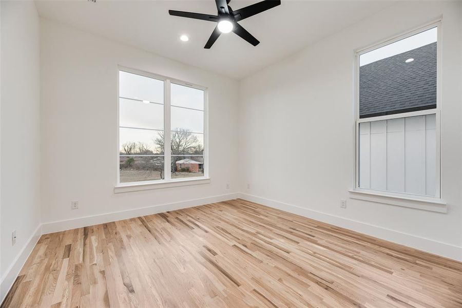 Spacious, unfurnished interior of a new home in , Dallas (Image 20).