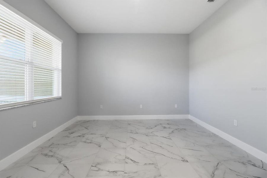 Spacious, unfurnished interior of a new home in , Beverly Hills (Image 29).