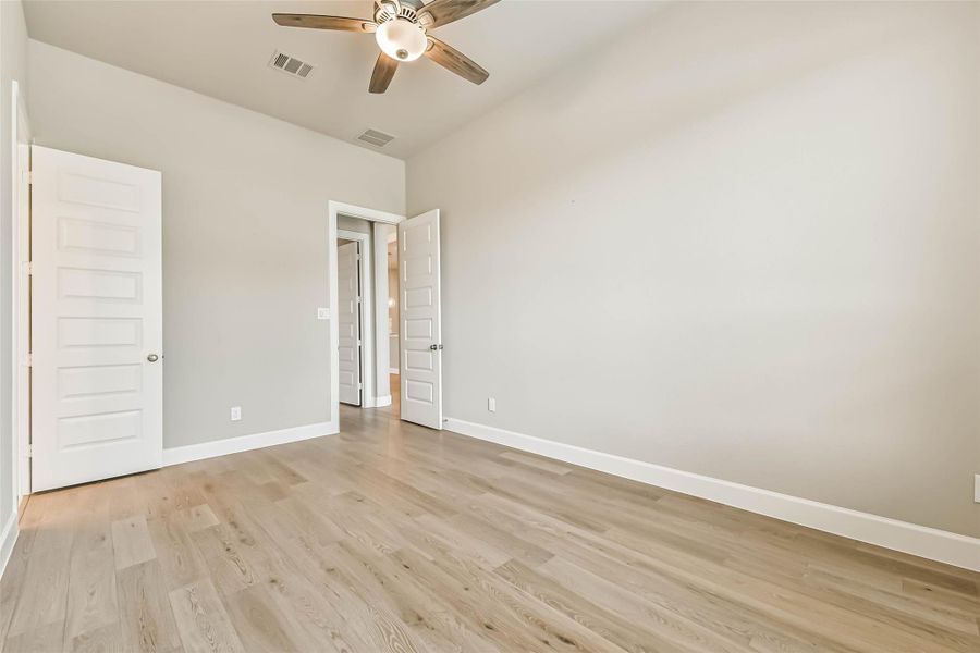 Spacious, unfurnished interior of a new home in , Manvel (Image 37). Spacious, unfurnished interior of a new home in , Manvel (Image 37).