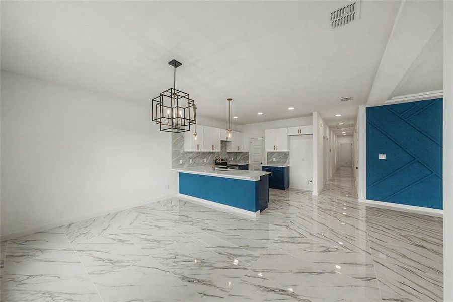 Spacious, unfurnished interior of a new home in , Fort Worth (Image 32).