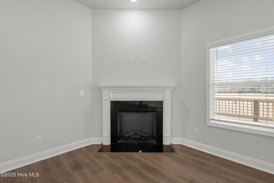 Spacious, unfurnished interior of a new home in Fairfield Harbour, New Bern (Image 21). Spacious, unfurnished interior of a new home in Fairfield Harbour, New Bern (Image 21).