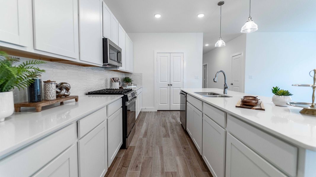 Furnished interior view inside a new home in Massey Oaks, Pearland (Image 3). Furnished interior view inside a new home in Massey Oaks, Pearland (Image 3).