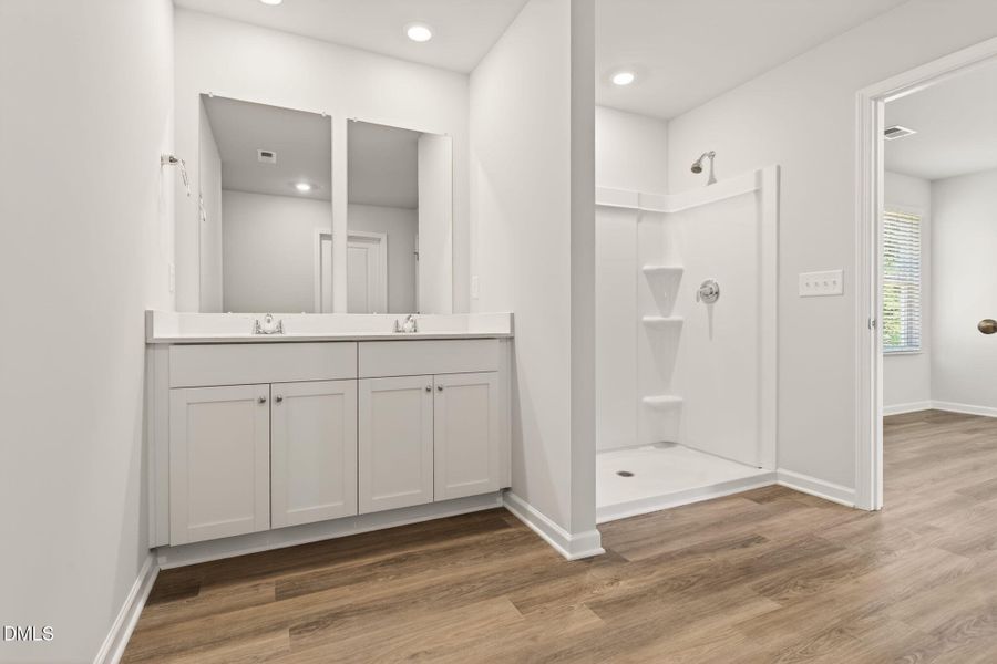 18-web-or-mls-DSC02622 18-web-or-mls-DSC02622
