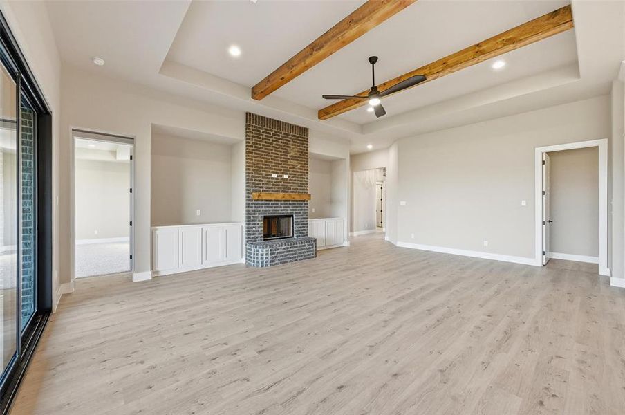 Spacious, unfurnished interior of a new home in Coyote Crossing, Godley (Image 30).