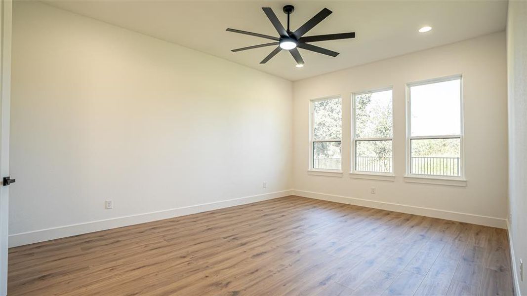 Spacious, unfurnished interior of a new home in , Burleson (Image 21).