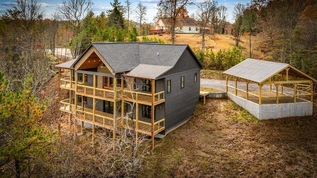 Exterior details and patio area of a home in , Mineral Bluff (Image 30).