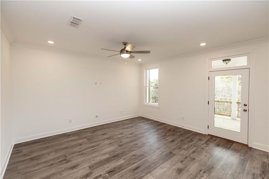 Spacious, unfurnished interior of a new home in Millcroft Townhomes, Buford (Image 37).