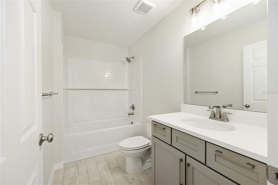 Furnished interior view inside a new home in , Ocala (Image 10).