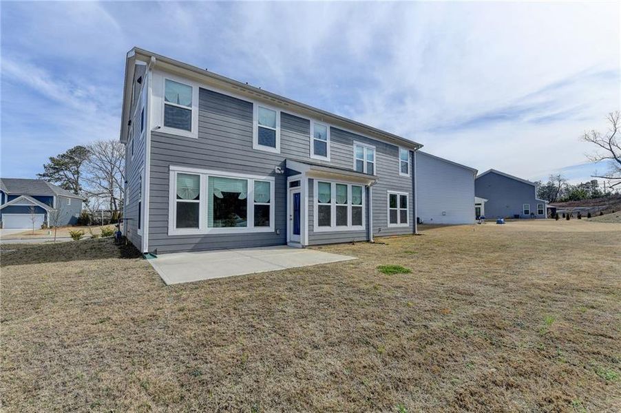 Exterior details and patio area of a home in Sweetbay Farm, Lawrenceville (Image 21).