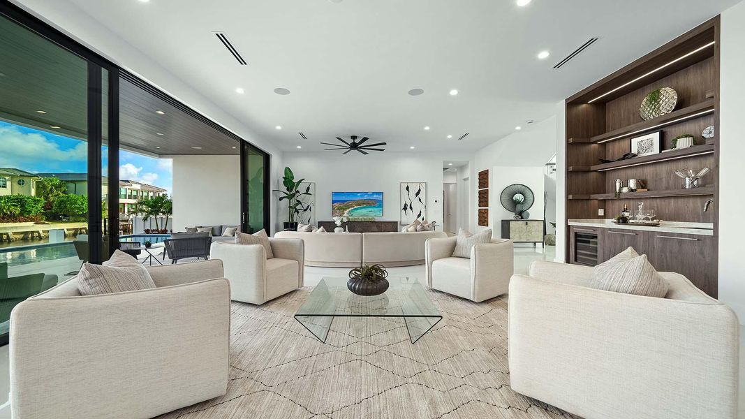 721 NE Marine Dr (11)