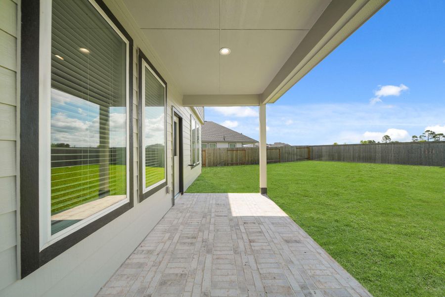 Spacious, unfurnished interior of a new home in Grand Oaks Village, Houston (Image 8). Spacious, unfurnished interior of a new home in Grand Oaks Village, Houston (Image 8).