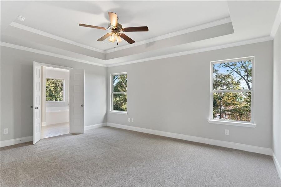 Spacious, unfurnished interior of a new home in Stratford Square, Lawrenceville (Image 27).
