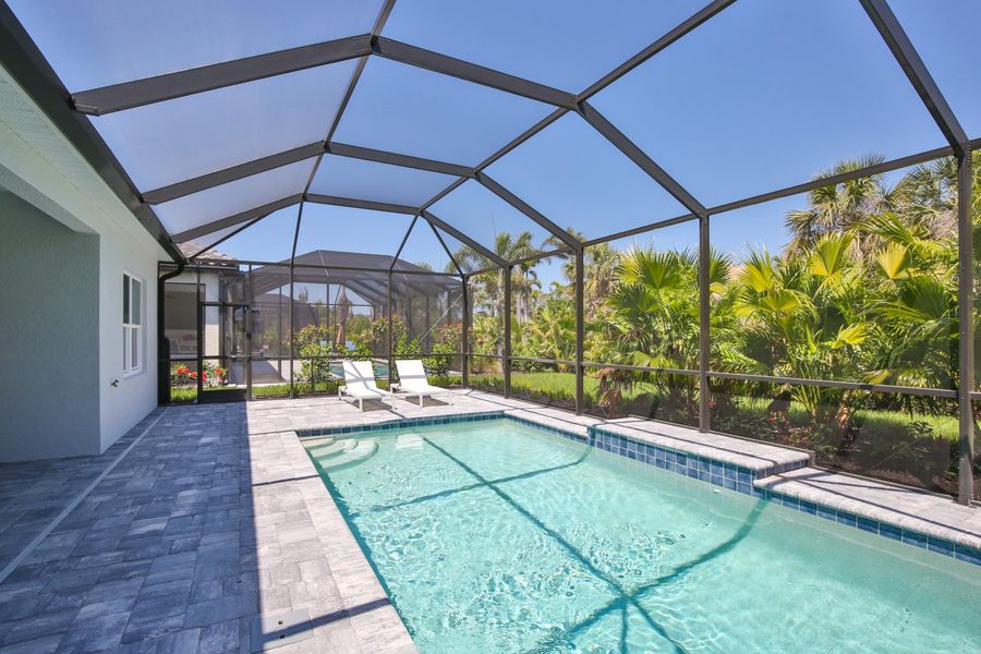 Representative exterior details of a home built from the Lighthouse by Neal Communities in Boca Royale Golf & Country Club at Wellen Park, Englewood (Image 26).