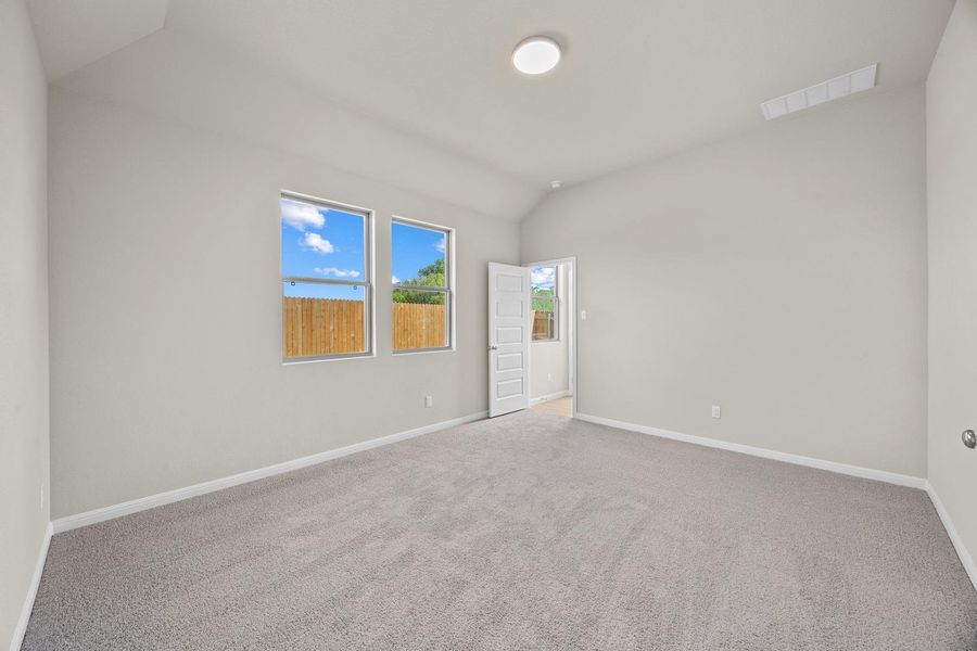 Spacious, unfurnished interior of a new home in Trinity Ranch, Elgin (Image 18). Spacious, unfurnished interior of a new home in Trinity Ranch, Elgin (Image 18).
