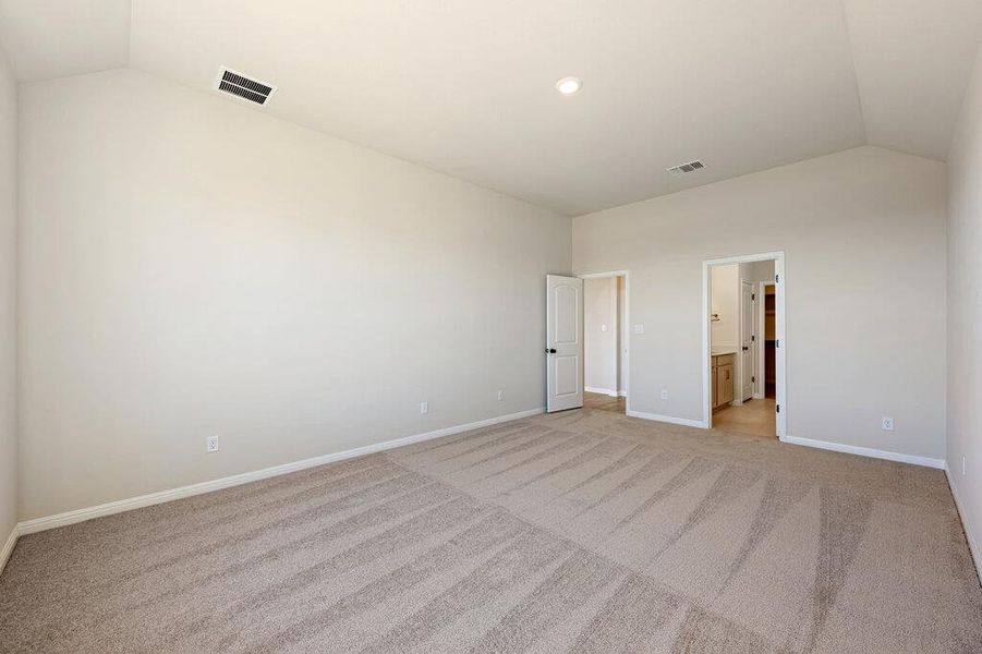 Spacious, unfurnished interior of a new home in Berry Creek Highlands, Georgetown (Image 27). Spacious, unfurnished interior of a new home in Berry Creek Highlands, Georgetown (Image 27).