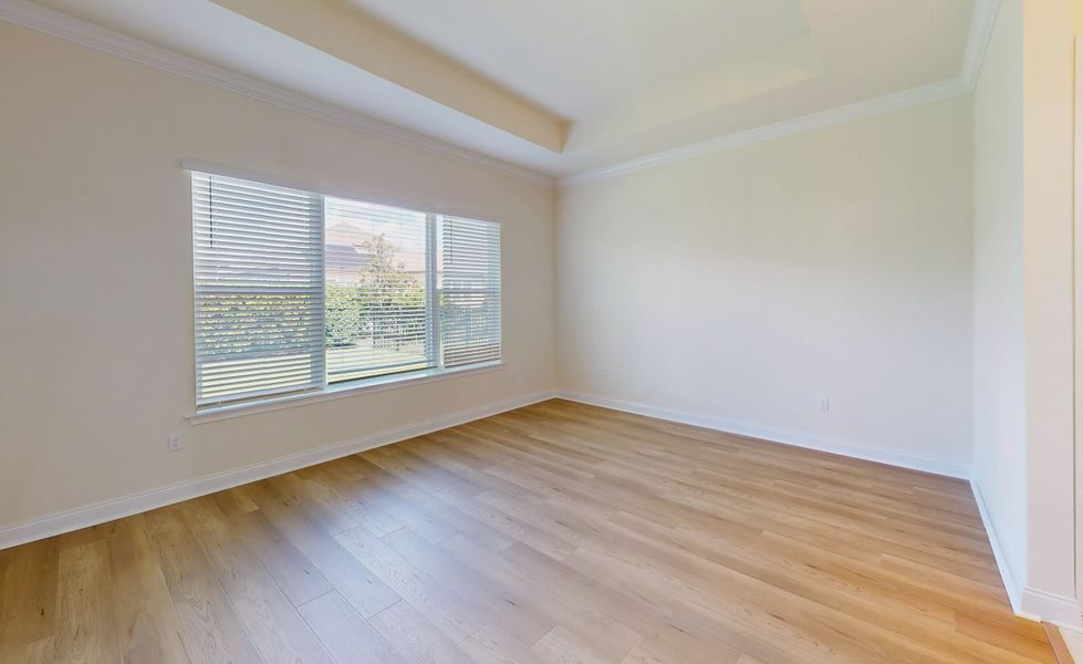 Spacious, unfurnished interior of a new home in Oakmont, Gainesville (Image 19).