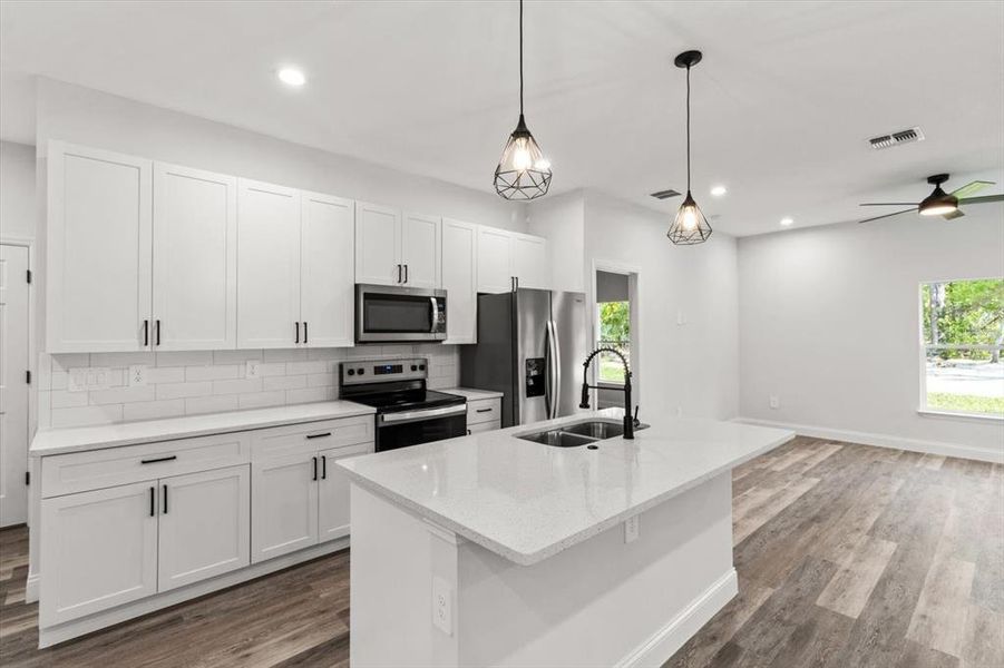 Furnished interior view inside a new home in , Dunnellon (Image 6).