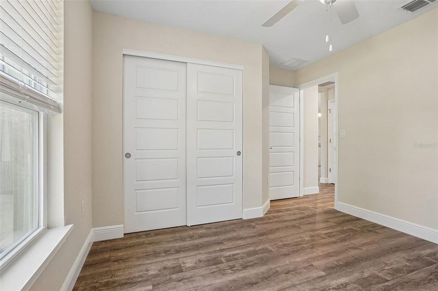 Spacious, unfurnished interior of a new home in , Ocala (Image 33).