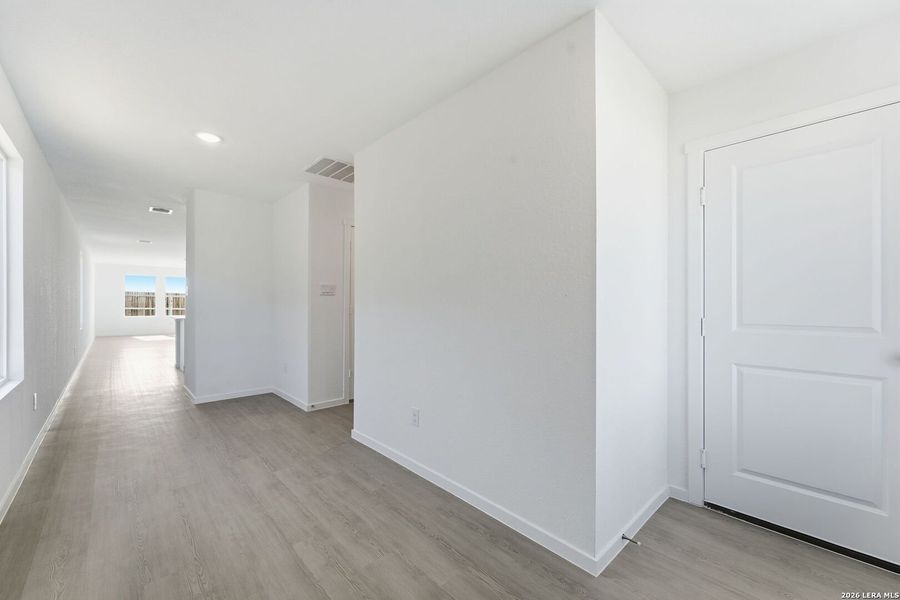 Spacious, unfurnished interior of a new home in , New Braunfels (Image 14).