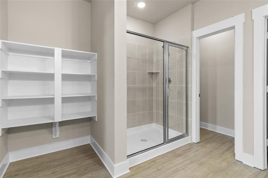 Spacious, unfurnished interior of a new home in Colony at Pinehurst 50s, Pinehurst (Image 15).