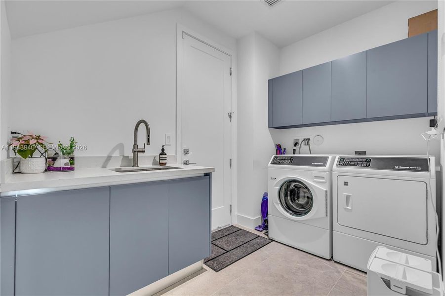 Furnished interior view inside a new home in , Cooper City (Image 34). Furnished interior view inside a new home in , Cooper City (Image 34).