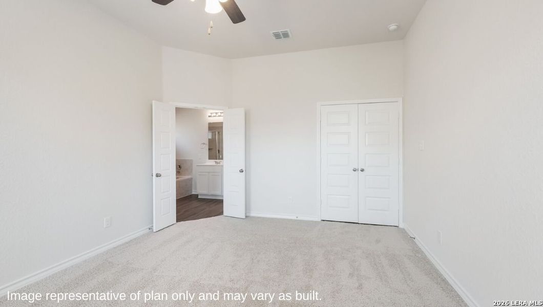 Spacious, unfurnished interior of a new home in Veranda, San Antonio (Image 20).